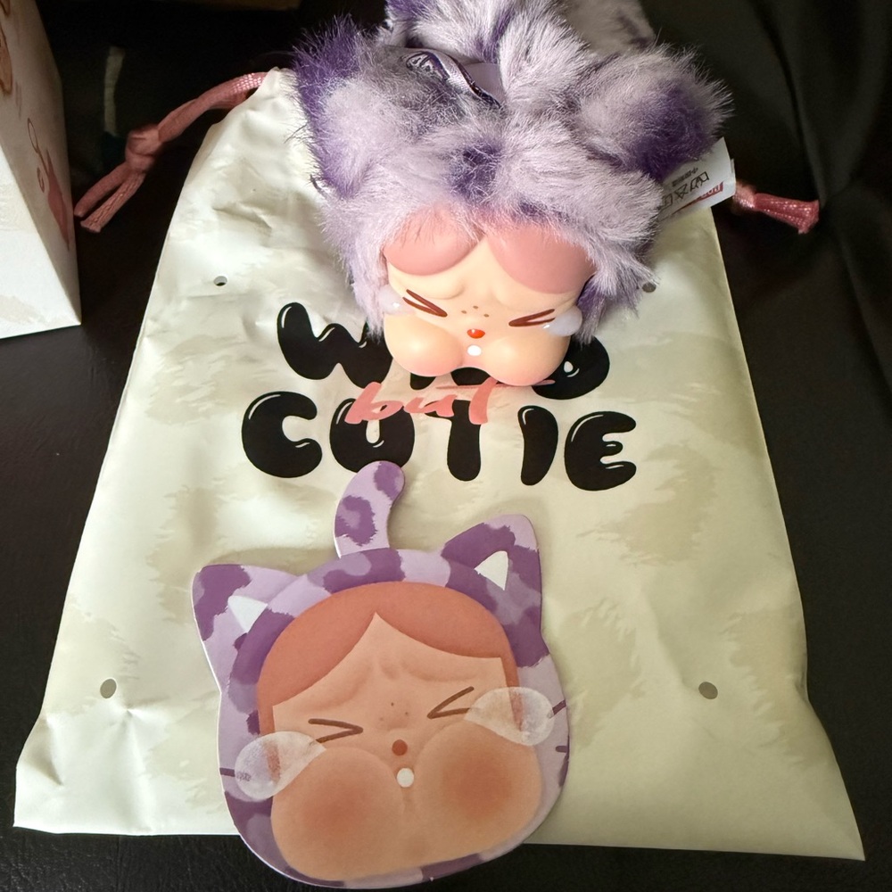 Crybaby wild but cutie - Neon cutie
